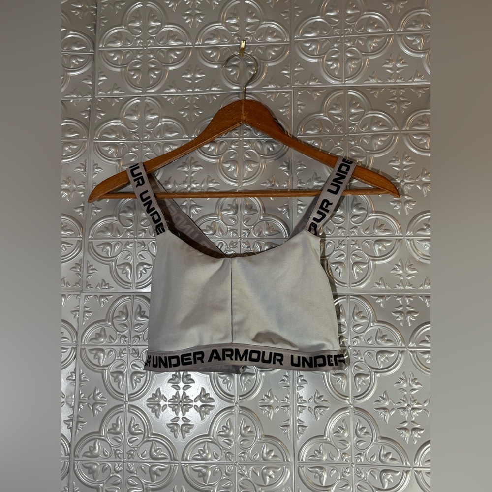 Under Armour Athletic Gym Crossback Strappy Low Sports Bra workout gym yoga